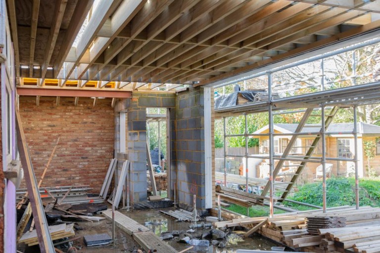 Extension de maison à Épenoy : quelle solution choisir ?